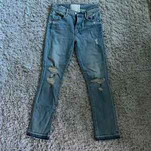 Mother jeans. The rascal ankle undone hem. Vacation temptation size 25 NWOT.